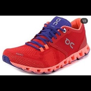 On Clouds Tennis Shoes- worn twice